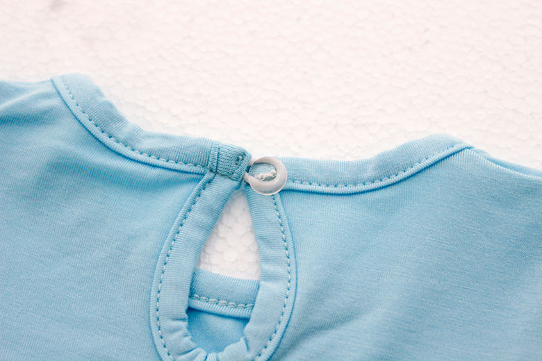 Vestido con volantes para niñas, Color sólido, transpirable y con textura Extra suave, encantadores vestidos de Boutique de verano al por mayor